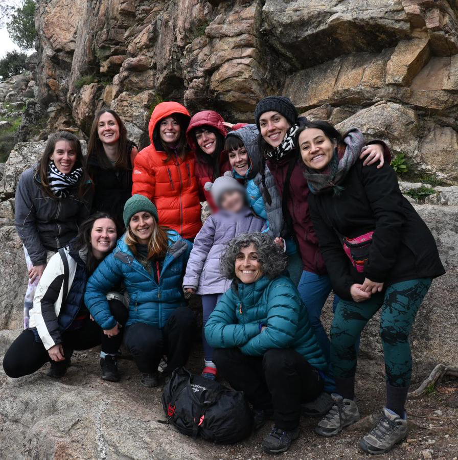 Grupo de mujeres escaladoras llamado Las Geckas