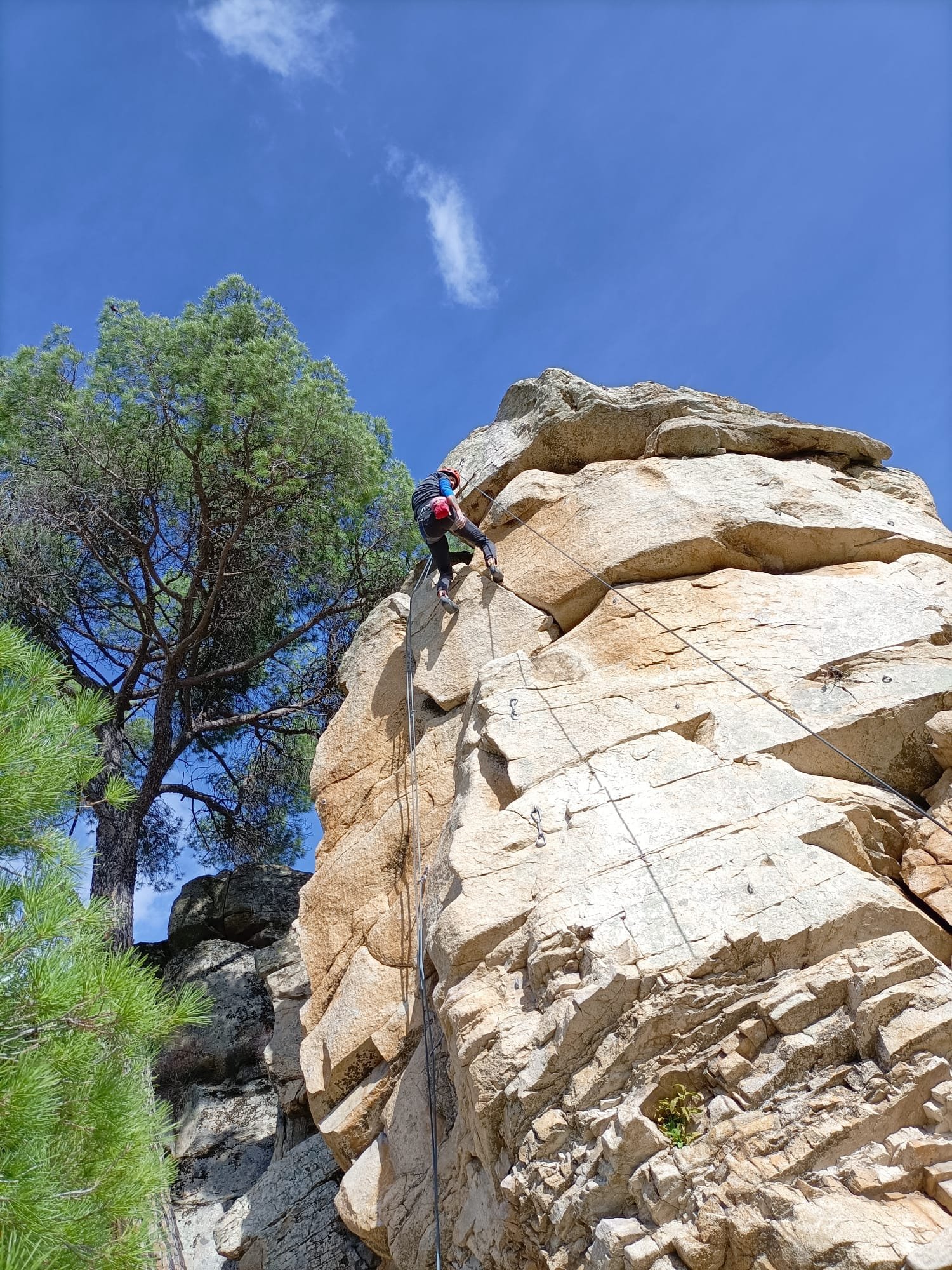 cursos de escalada deportiva en roca madrid