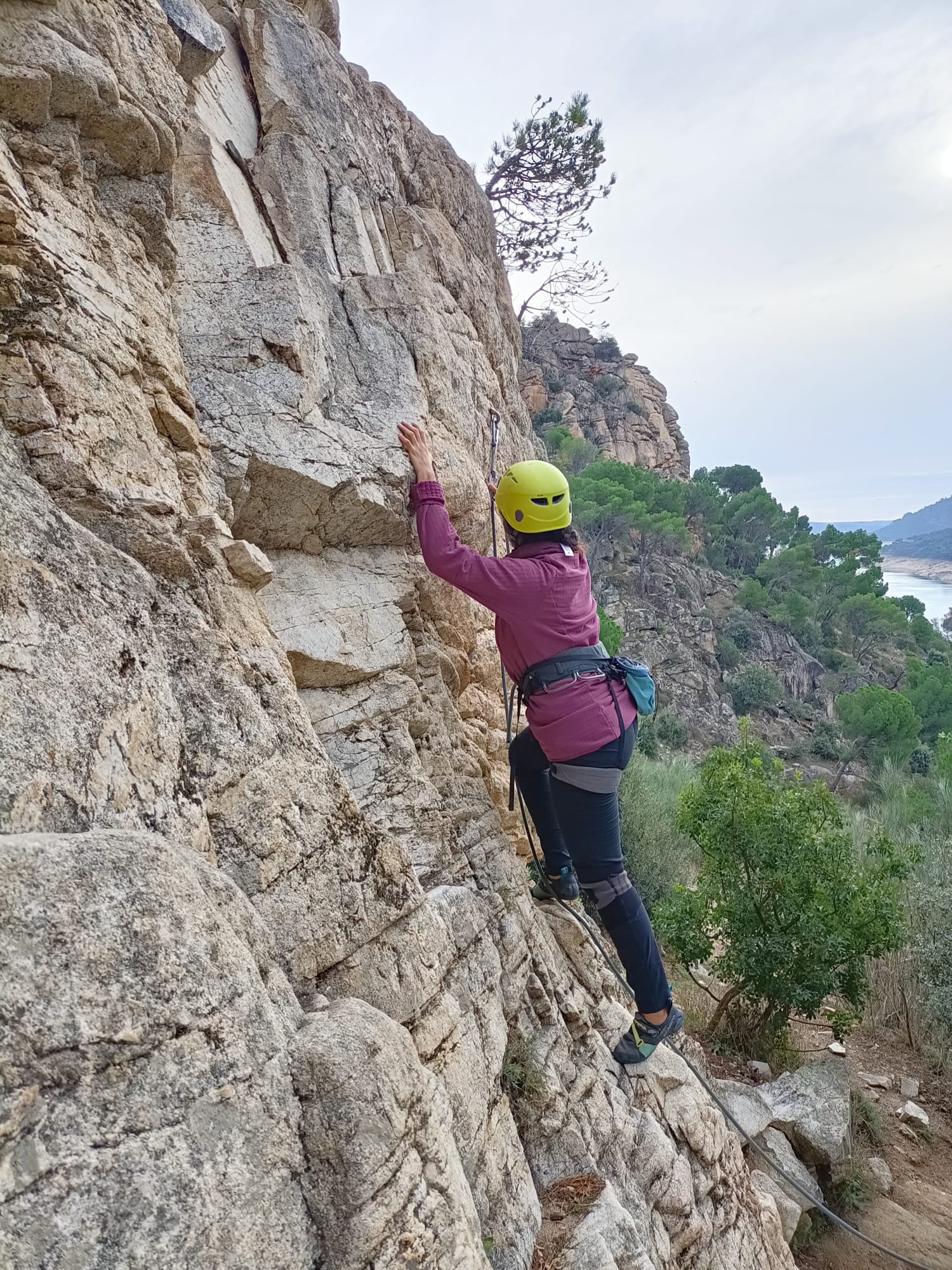cursos de escalada deportiva en roca madrid