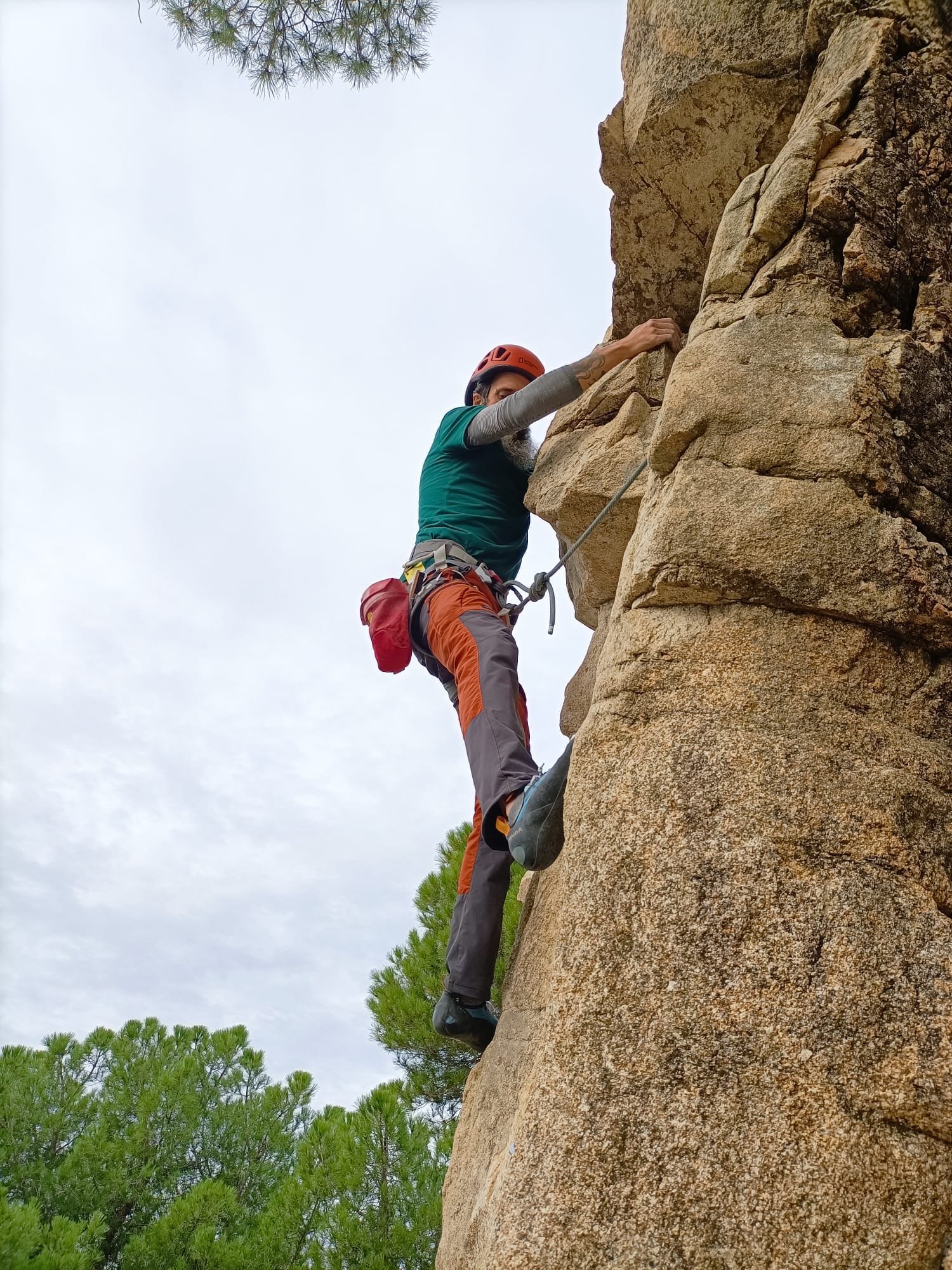 aprender a escalar en roca en madrid