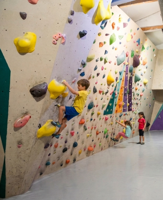 campamentos escalada en verano