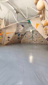 sala de escalada en madrid instalaciones